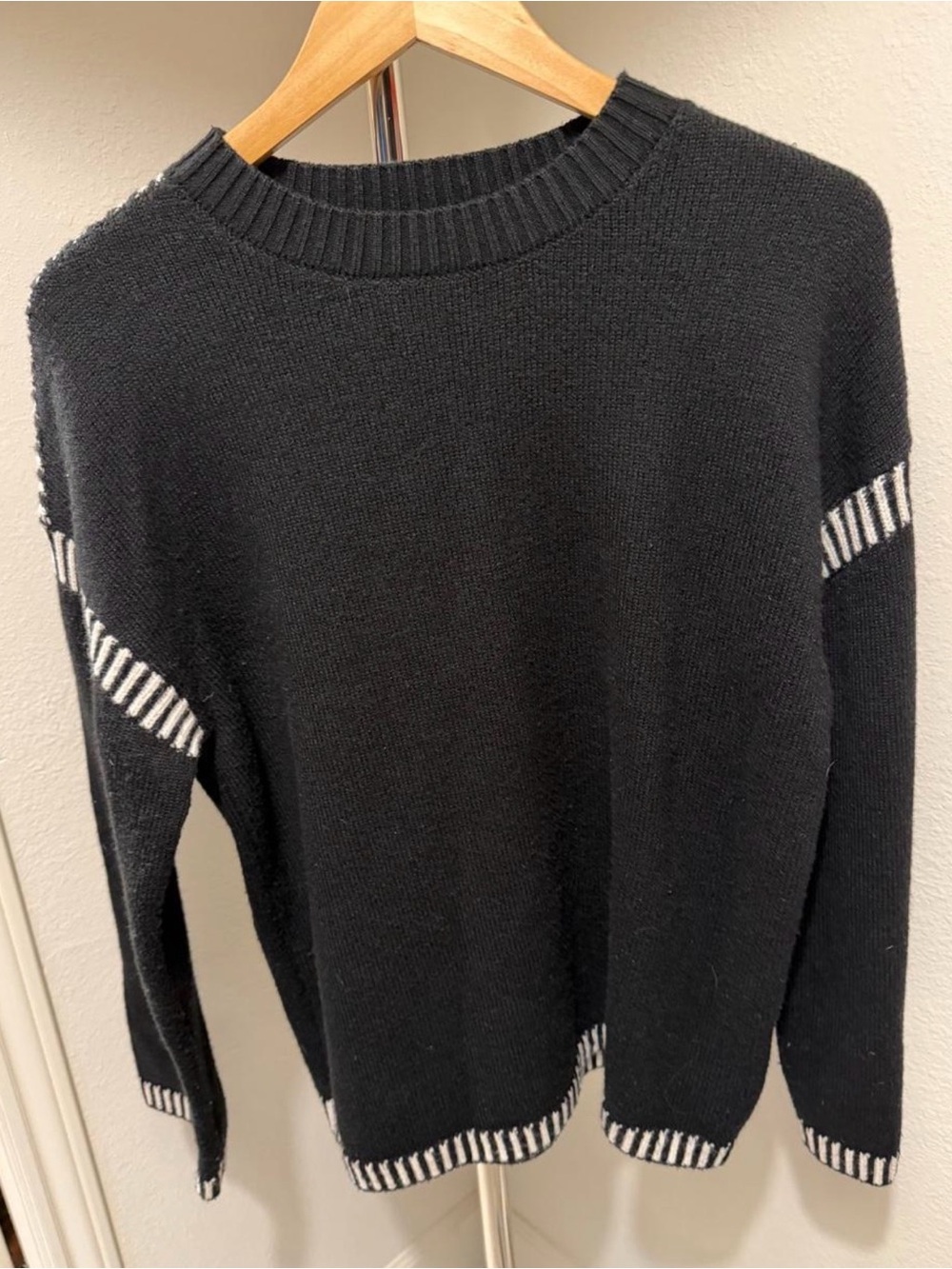 Women's Black Crewneck Sweater with Contrast Stripe Detail
